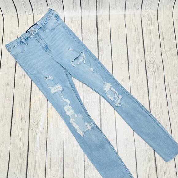 Hollister Denim - Hollister Factory Distressed Ultra High Rise Jeans Size 5 Regular